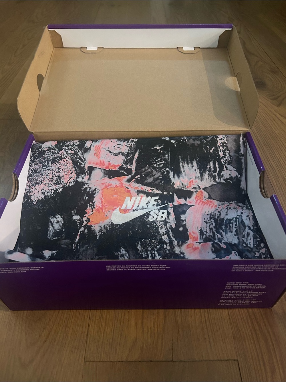 Nike SB Dunk Low Pro PRM Riot Skateshop Dark Smoke Gray Krampus Orange Size10.5 - Picture 11 of 16